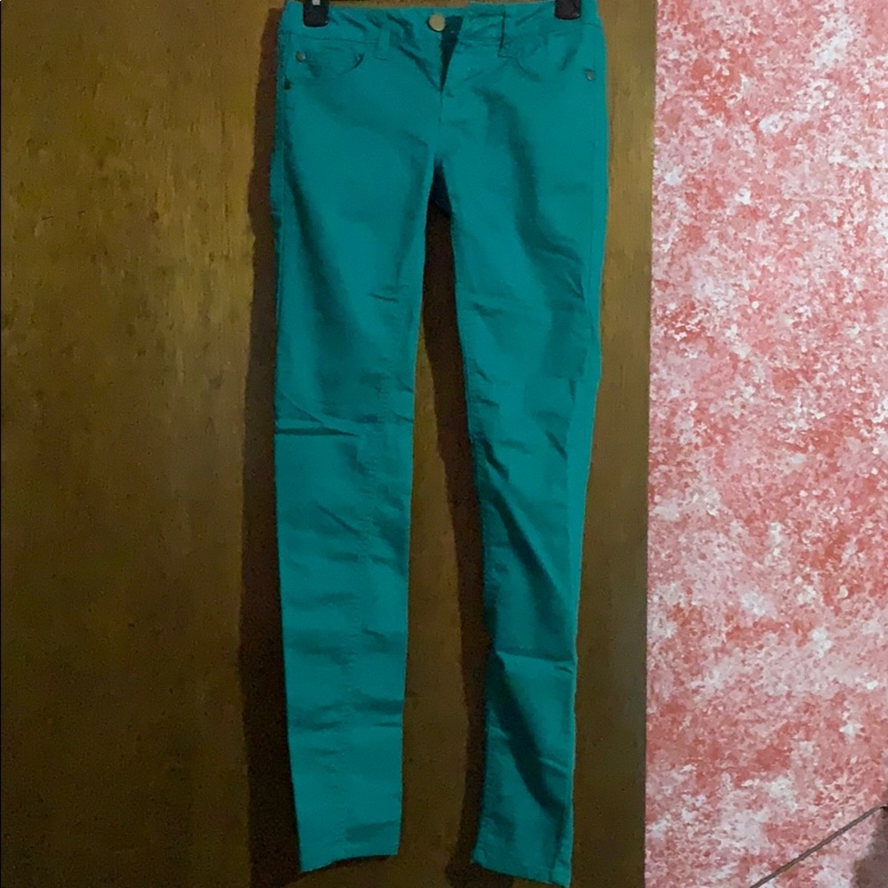 Green pant
